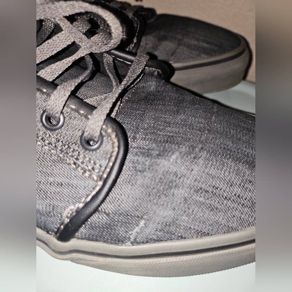 Vans Gray Low-Top Skate Sneakers - Picture 6 of 6